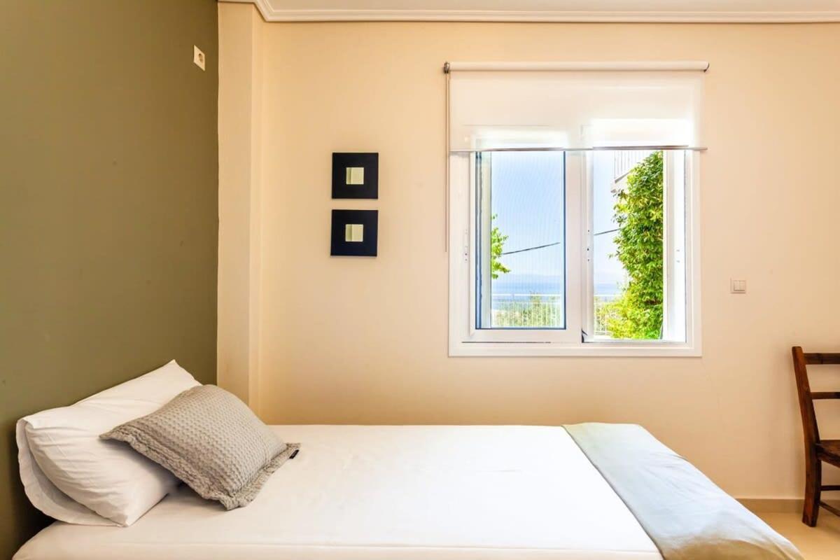 カラマタ Aigli Fully Equipped Getaway - Seaview Lux Retreatヴィラ エクステリア 写真